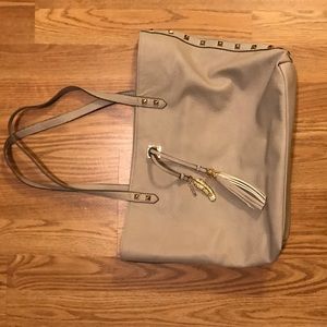 {Jessica Simpson} bag 🖤